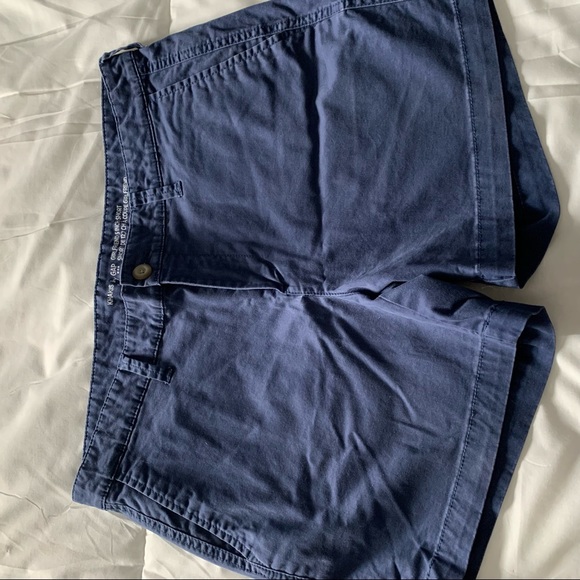 Gap Girlfriend Khaki Shorts - Picture 2 of 5
